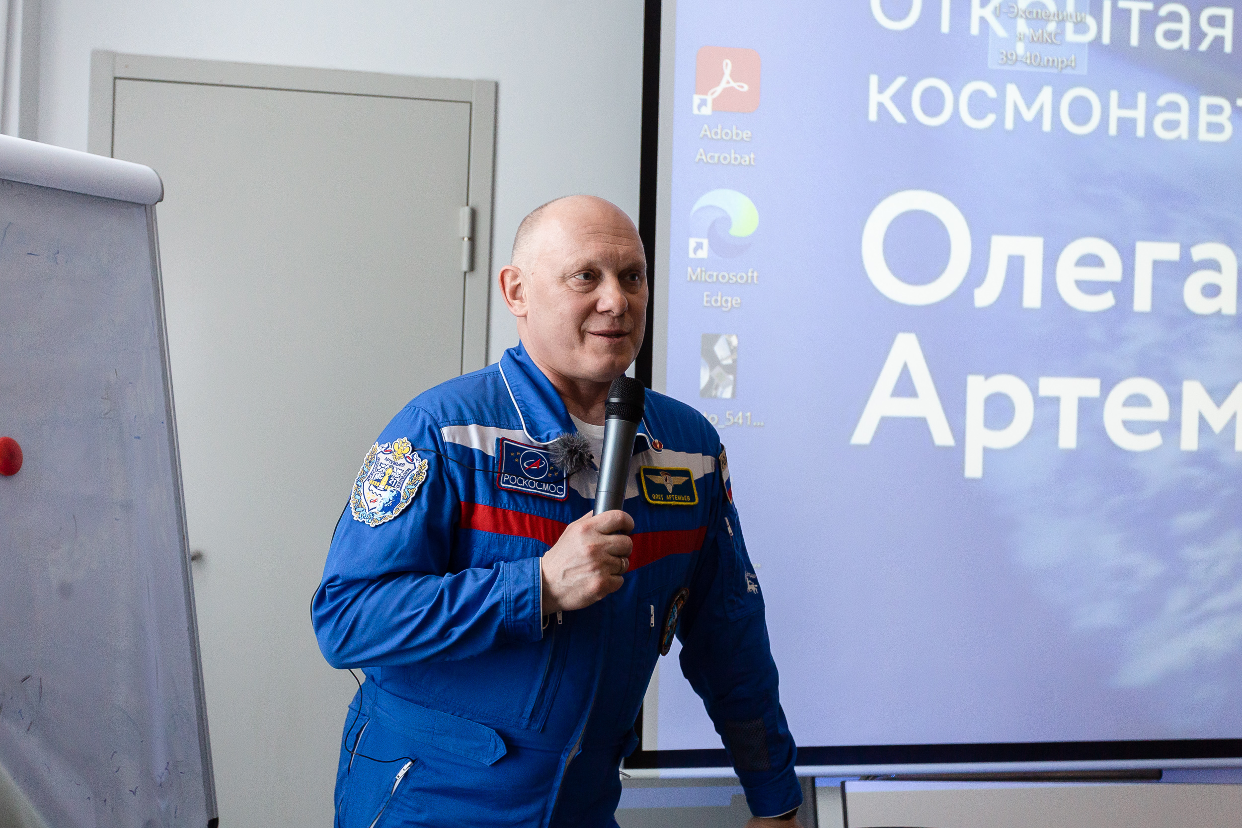 Наука на высоте: космонавт Олег Артемьев рассказал о научных экспериментах на МКС