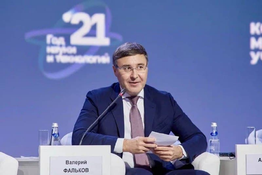 Валерий Фальков поздравляет с Днем российской науки