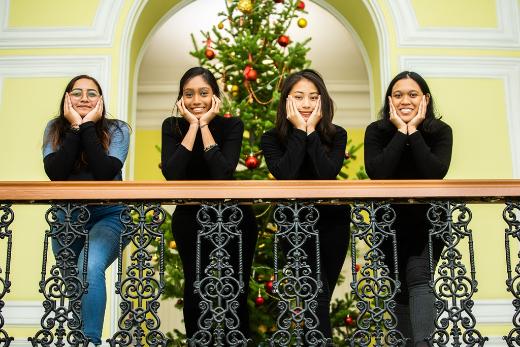Студентки из Сингапура приехали в ТГУ зимой учить русский язык