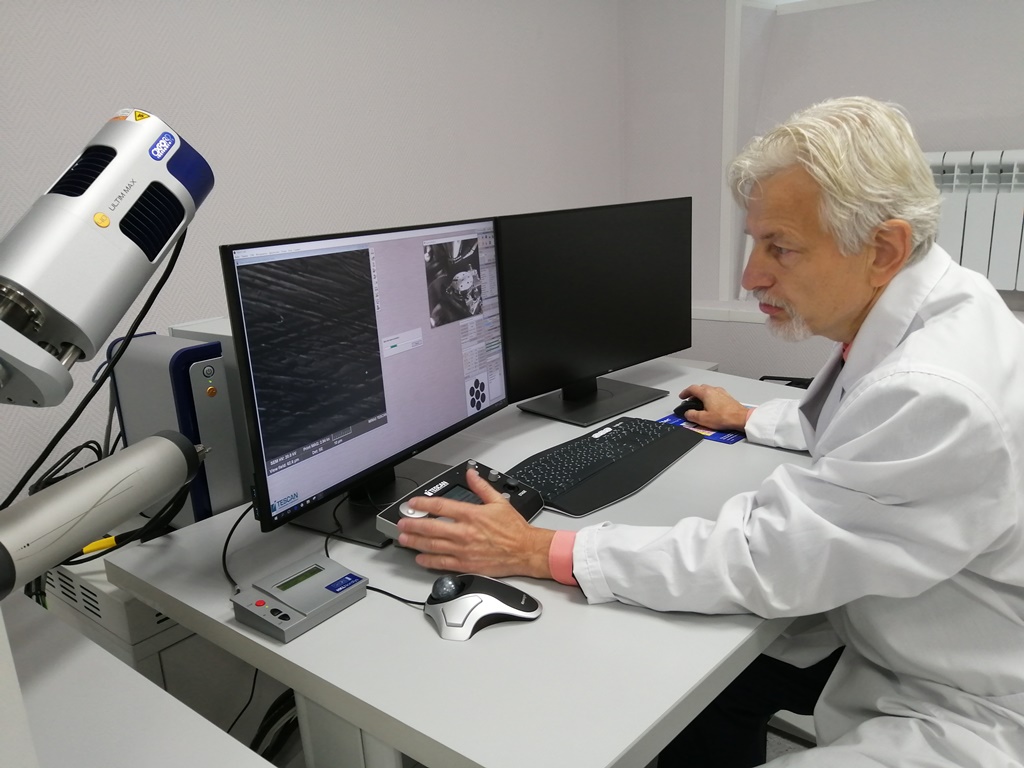 ТГУ приобрел микроскоп для исследования наночастиц на новом уровне