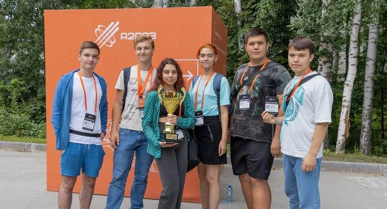 Студенты ФТФ привезли с «Архипелага 2023» 2 кубка и 5 медалей 