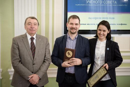 Алгоритм ТГУ выявляет пользователей VK, подписанных на опасные группы