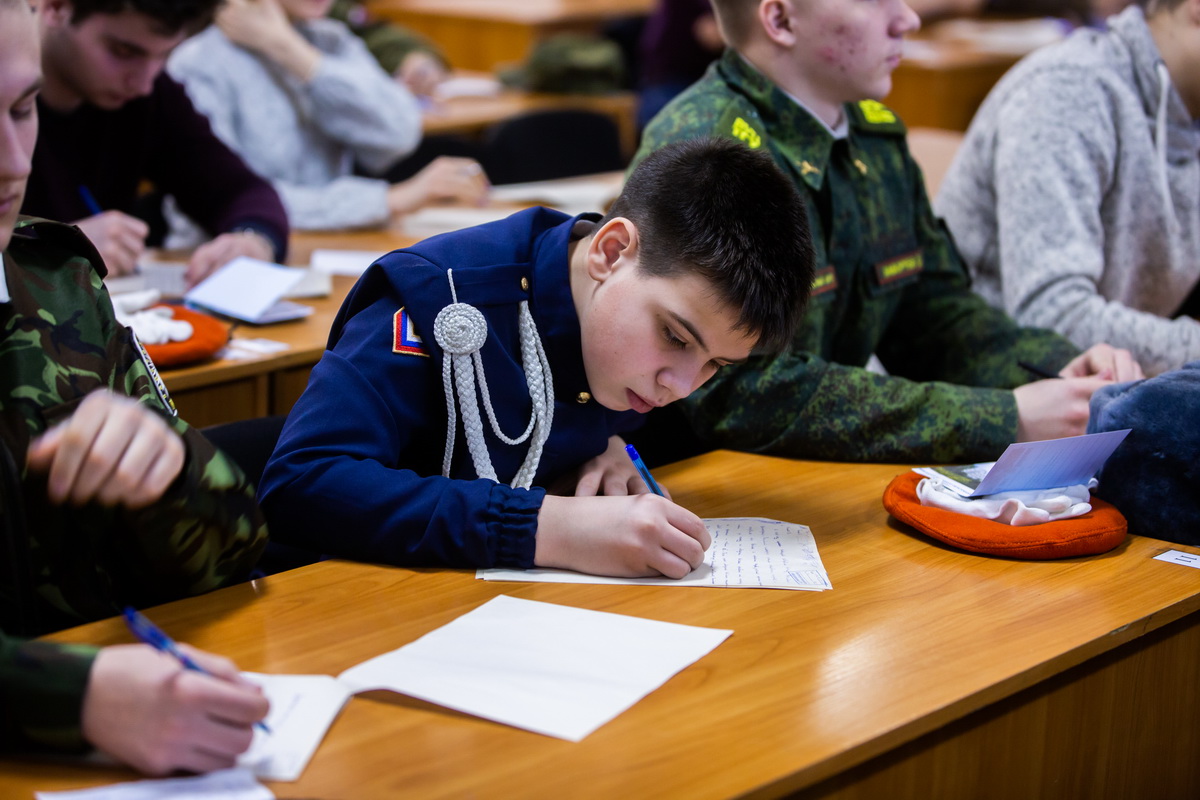 150 студентов и школьников участвуют в олимпиаде «Ратная слава России»