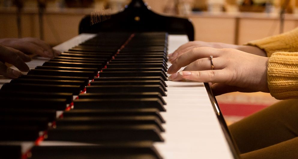 В ТГУ выступают юные пианисты из России, Монголии и Китая