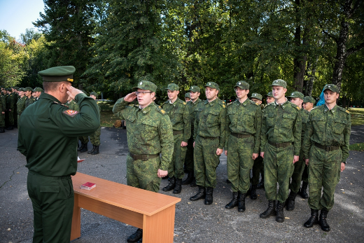 1 сентября магистранты ТГУ получили военные билеты 