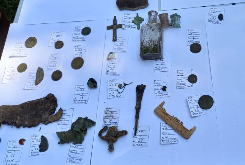 Археологи ТГУ нашли на Воскресенской горе монеты и постройки 18 века