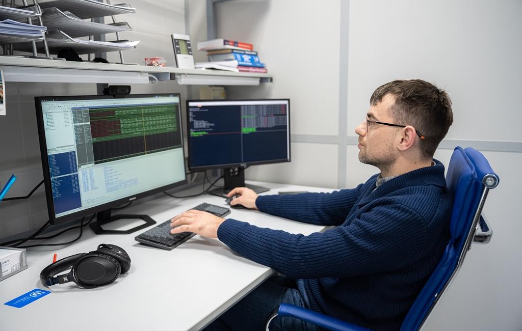 ТГУ участвует в эксперименте по проверке теории Большого взрыва в Дубне