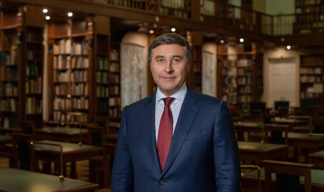 Валерий Фальков поздравил преподавателей вузов с профессиональным праздником