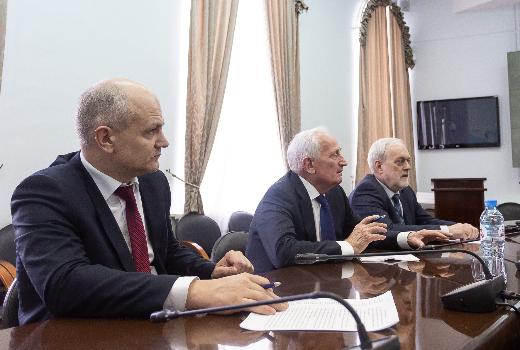 Сенатор Виктор Кресс обсудил в ТГУ актуальные потребности вузов РФ