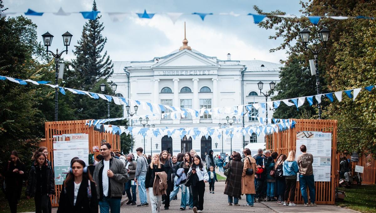 В Томске в четвертый раз пройдет фестиваль искусства и чтения «ТОМ»