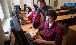 Ученый ТГУ выяснит, как хранят информацию о словах русские и немцы