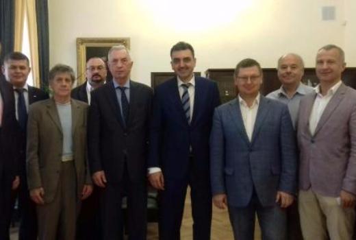 ТГУ будет создавать ПО и приложения для страховой компании ВСК