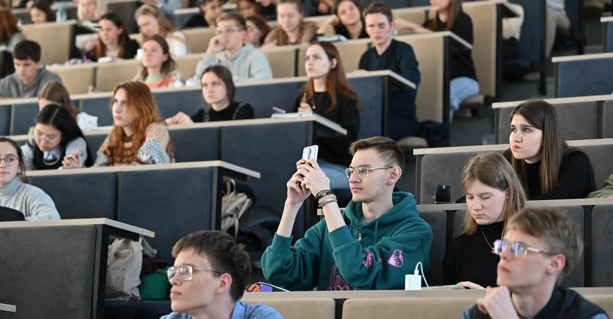 Первокурсникам ТГУ начали преподавать основы российской государственности