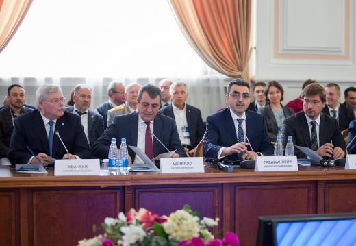 Положения нацпроекта «Наука» в Сибири обсудили сегодня эксперты в ТГУ