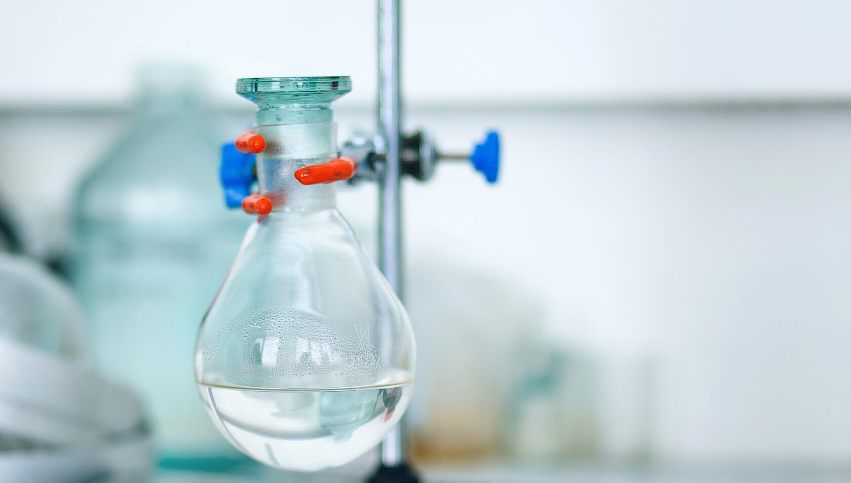 При поддержке ЦОПП ТГУ вузы обновят программы по химии и новым материалам