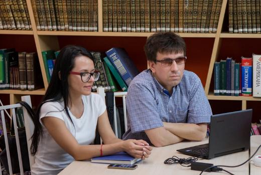 Преподаватель ИПМКН Михаил Пожидаев работает над созданием аудиокниг