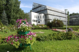 Развивая благотворительность