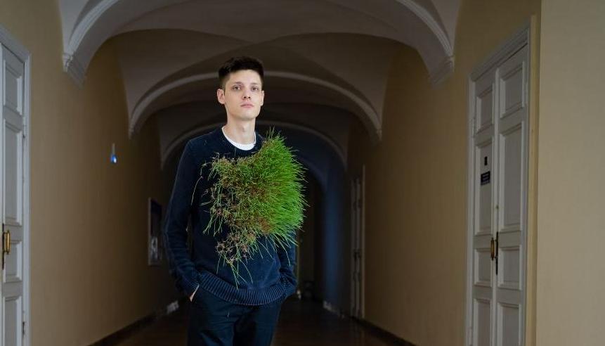 Art&Science: выпускник ИИК разработал одежду с экологическим посылом