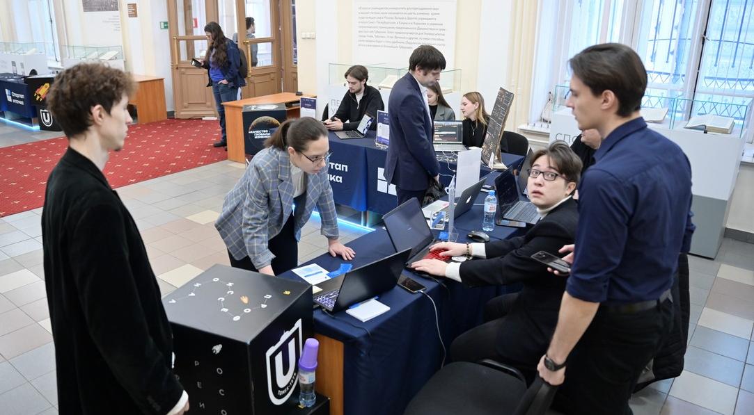 Создавай и продвигай: как ТГУ проводит бизнес-лагерь «Стартап и точка»