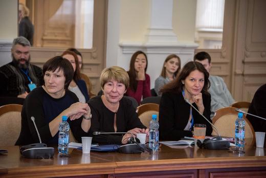 На Сибирском форуме психологи обсуждают проблемы обучения и здоровья