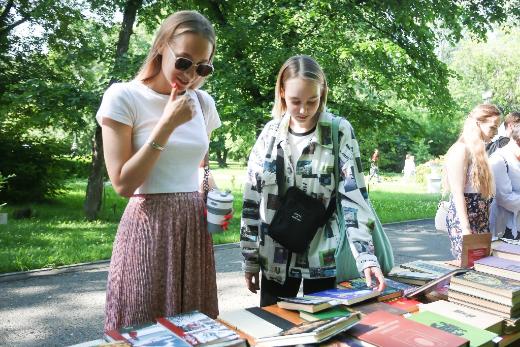 «Мы рядом»: в ТГУ пройдёт финал благотворительной распродажи книг  