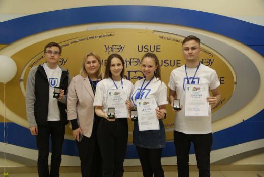 Студенты ИЭМ заняли 1 и 2 места на российском Конгрессе инноваторов