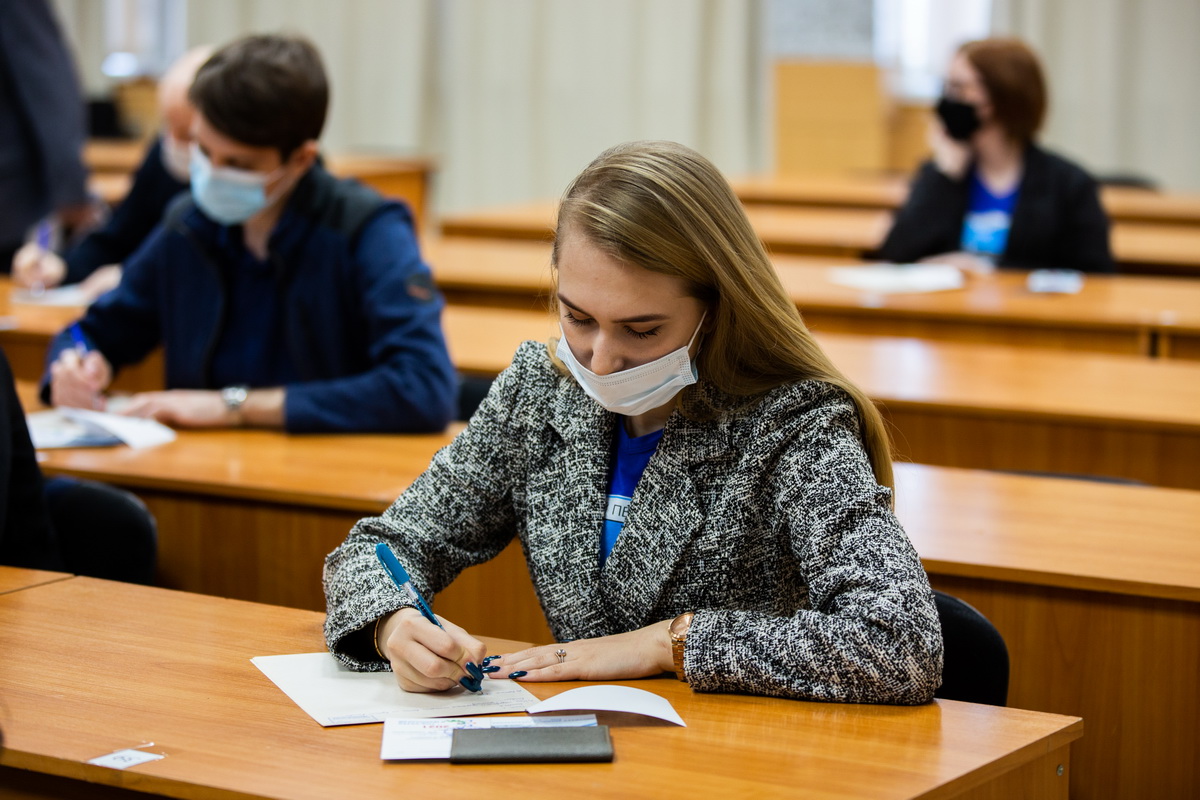 Олимпиады университетов для студентов. Лютова Екатерина Сергеевна ТГУ. Томский государственный университет студенты. Олимпиада студентов. Олимпиады ТГУ.