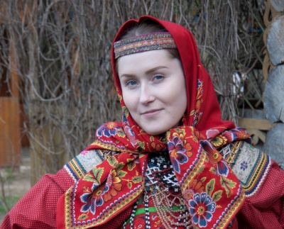 11 августа в Научной библиотеке ТГУ открывается выставка традиционной живописи и народной одежды XI...