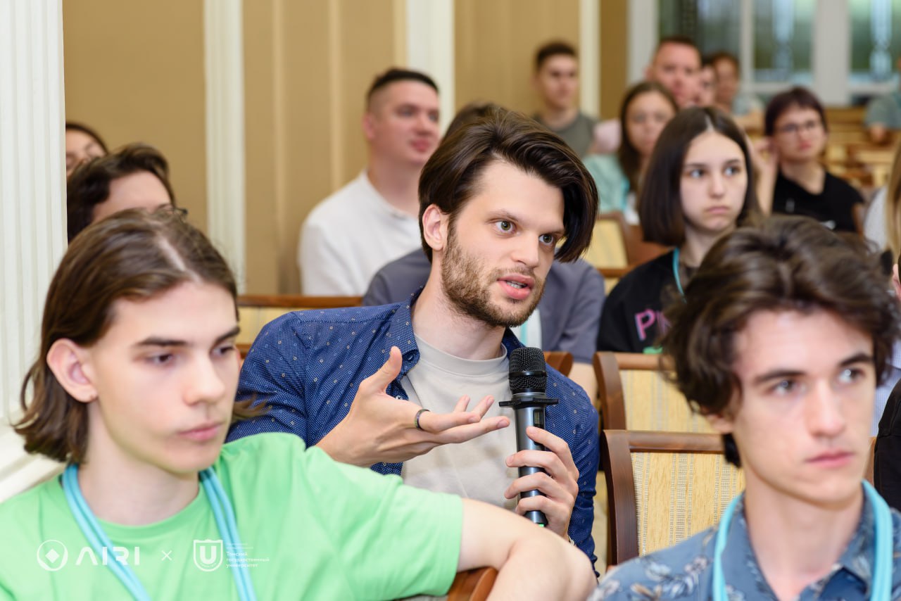 «Лето с AIRI»: молодые ученые представили около 30 проектов по ИИ