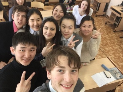 Около 300 студентов ТГУ приняли участие в новом проекте «Снова в школу»