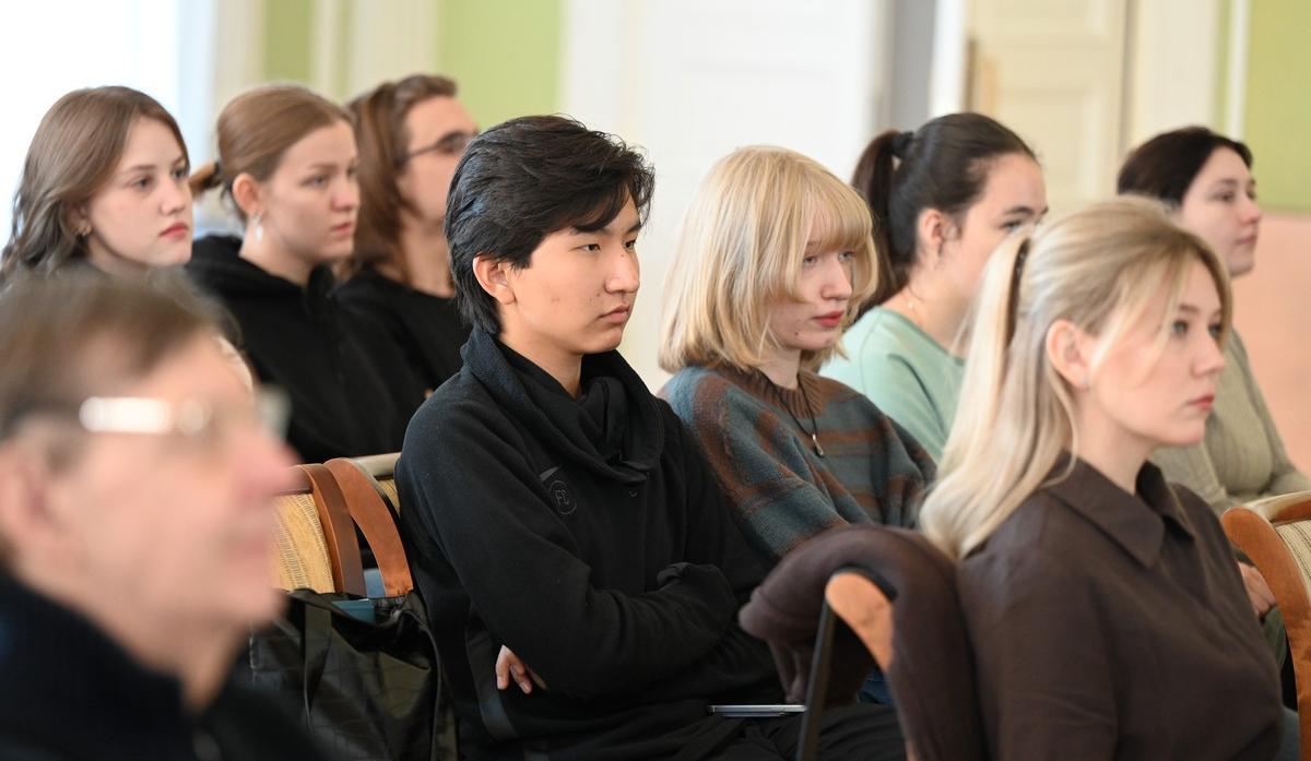 https://news.tsu.ru/news/uchenye-tgu-prioritetnymi-tsennostyami-u-molodezhi-ostayutsya-semya-i-patriotizm/