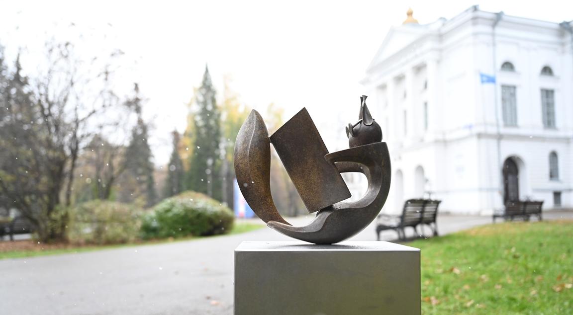 https://news.tsu.ru/news/vosem-uchenykh-tgu-voshli-v-top-2-samykh-tsitiruemykh-v-mire/