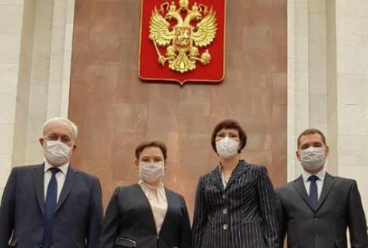 М.Мишустин вручил ученым ТГУ премию правительства в сфере образования