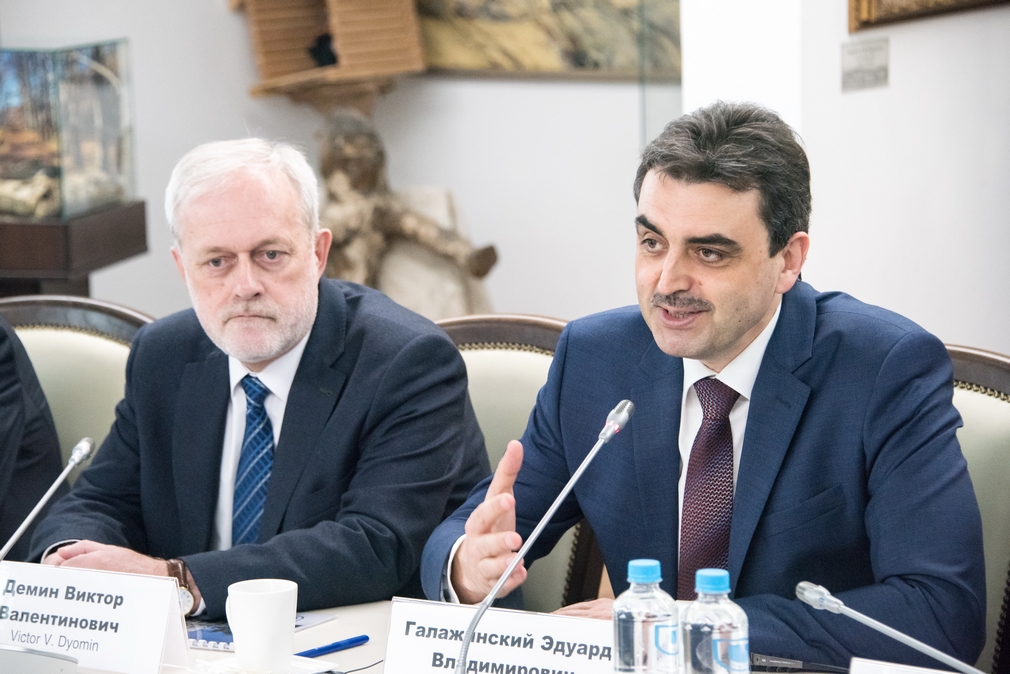 Эдуард Галажинский рассказывает о создании в ТГУ стратегических академических единиц. 