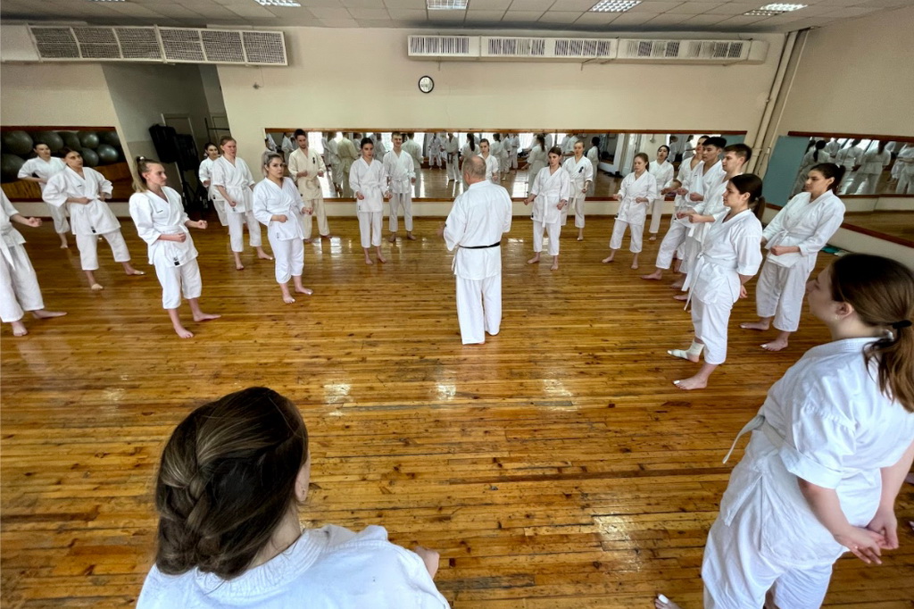 Занятия по карате со студентами ИЭМ Карате тест март Томск 3.jpg