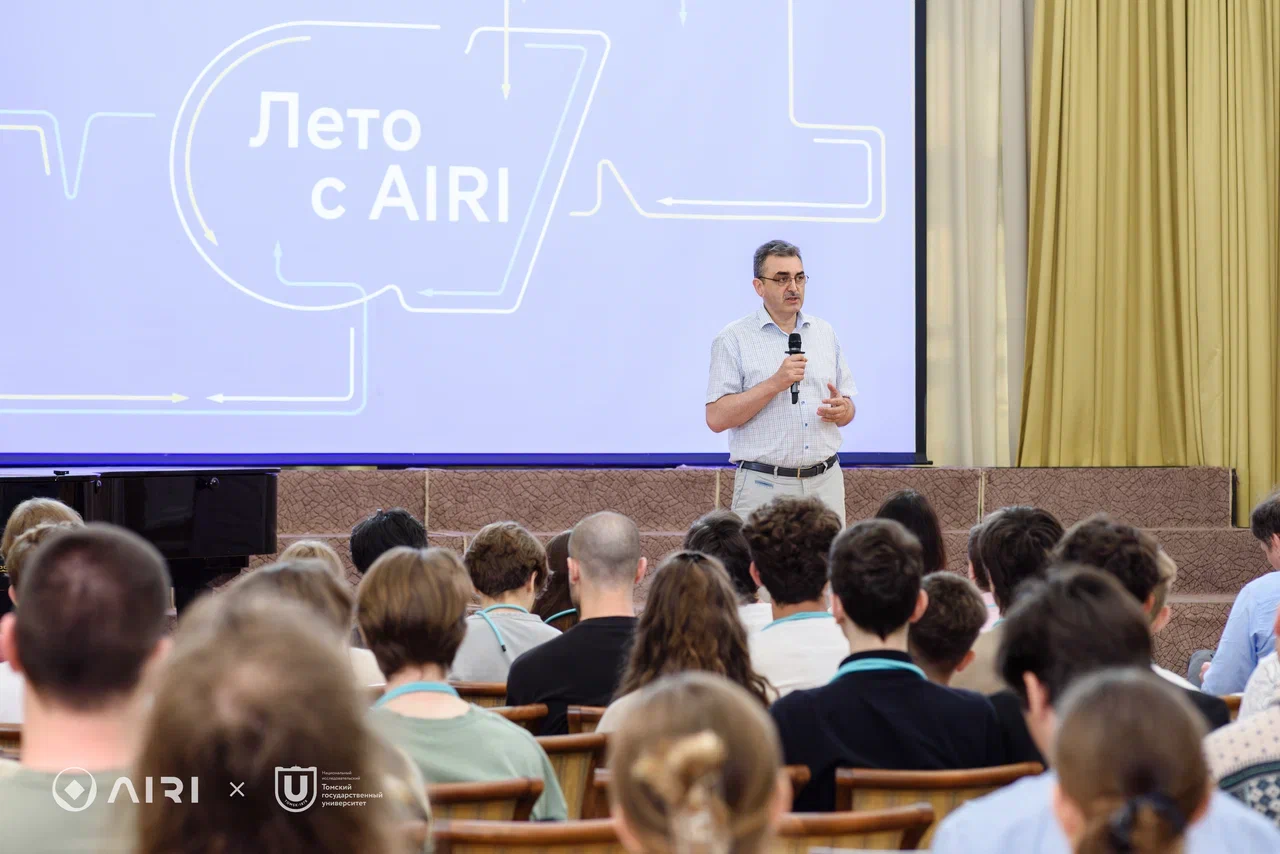 Ректор ТГУ Эдуард Галажинский 10.jpg