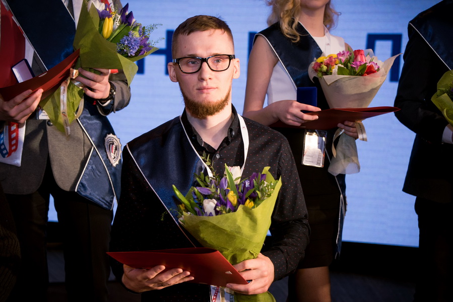 Григорий Мамонтов.jpg Григорий Мамонтов_новый размер.jpg