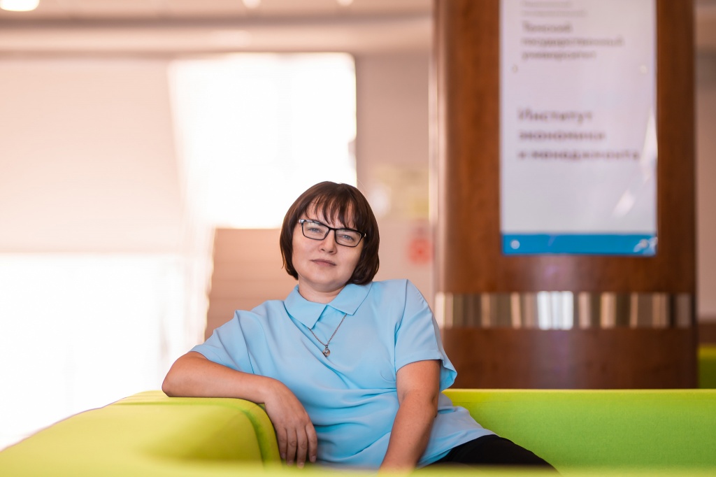 Профессор ИЭМ ТГУ Марина Рыжкова img_2327_ryzhkova_m.jpg