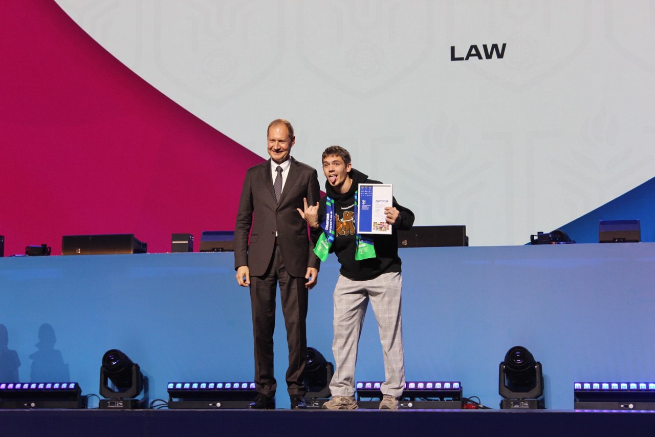 Данила Кадиев