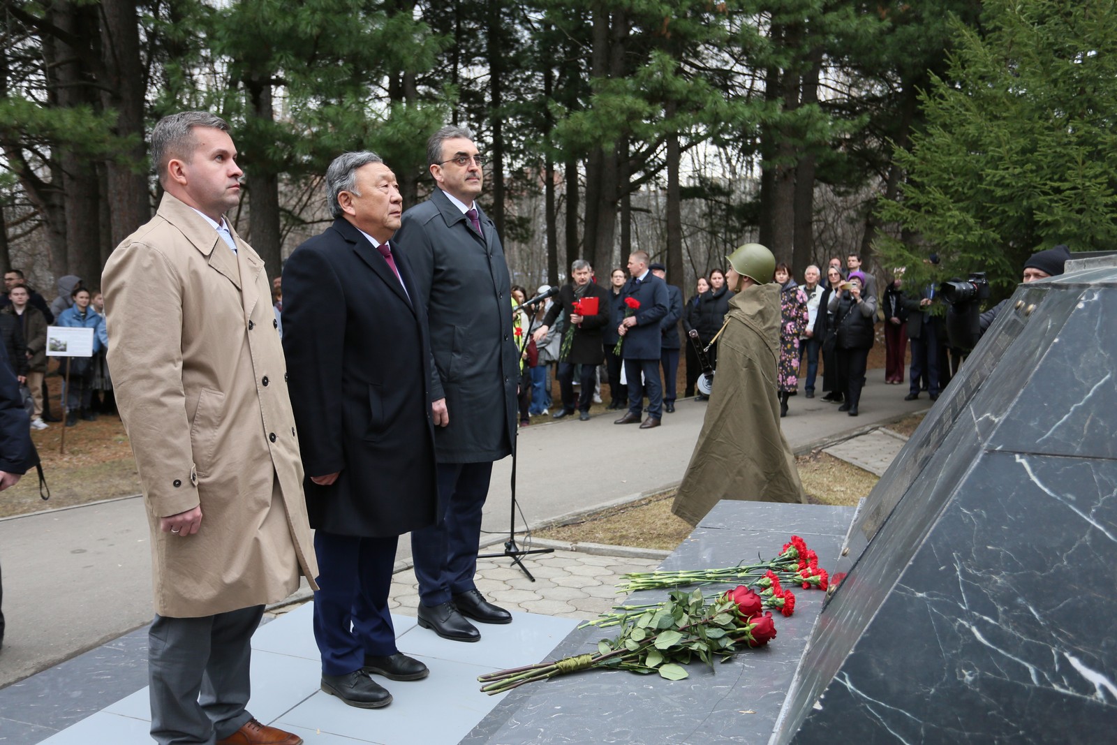 577A3566_митинг 17 апреля.jpg