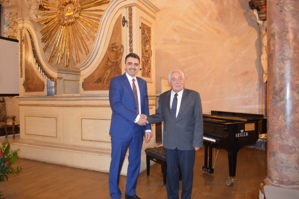 Два ректора