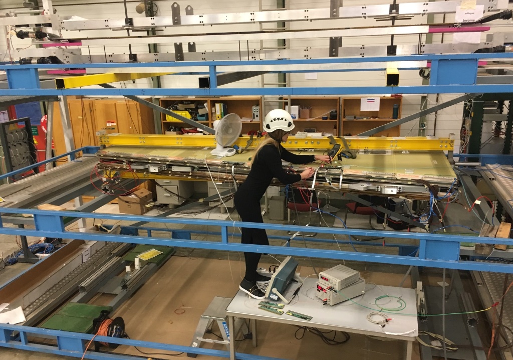 Олеся Кучинская в CERN Олеся Кучинская в CERN