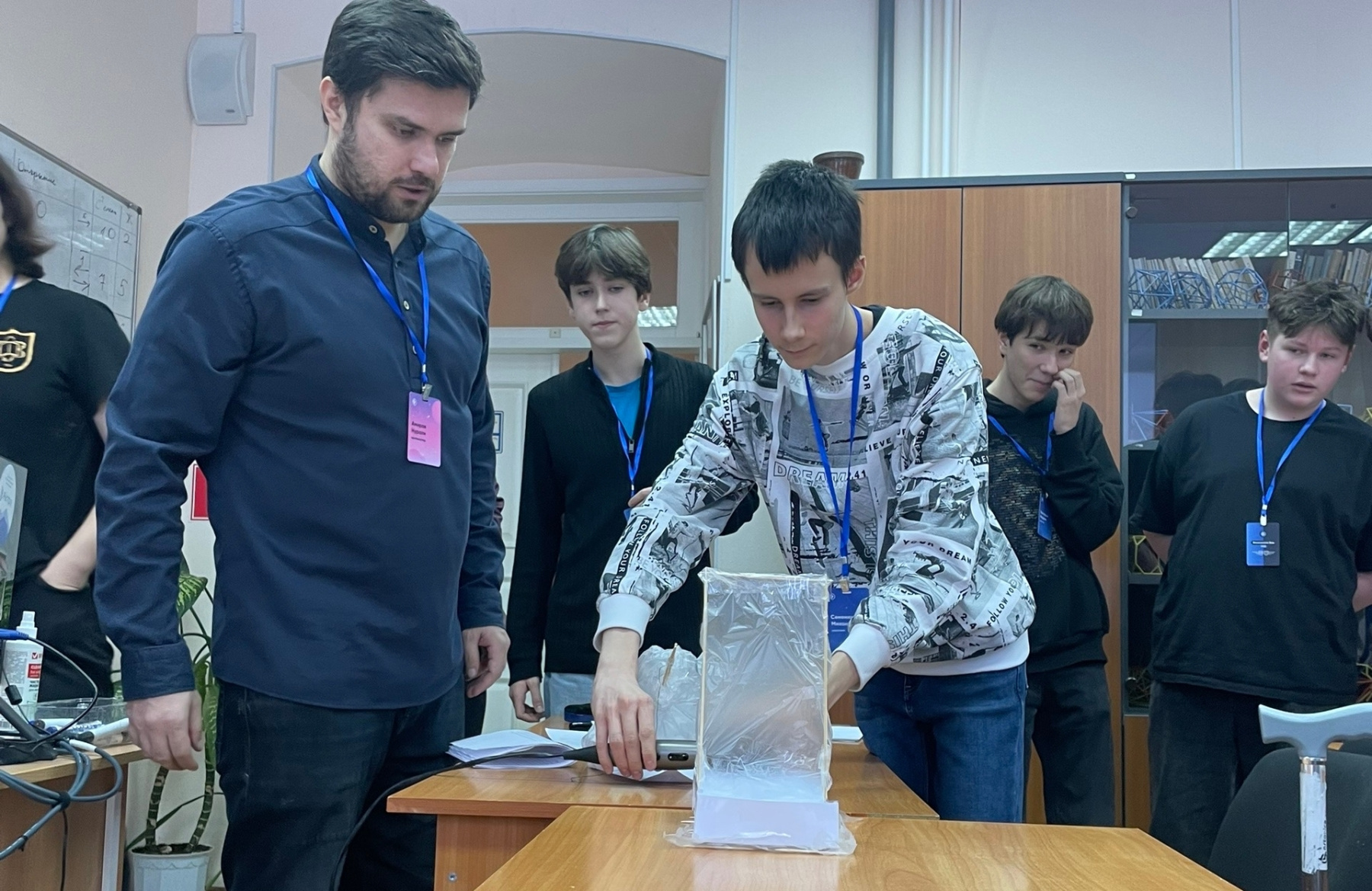 физбои на ФФ ТГУ 2025-2.jpg