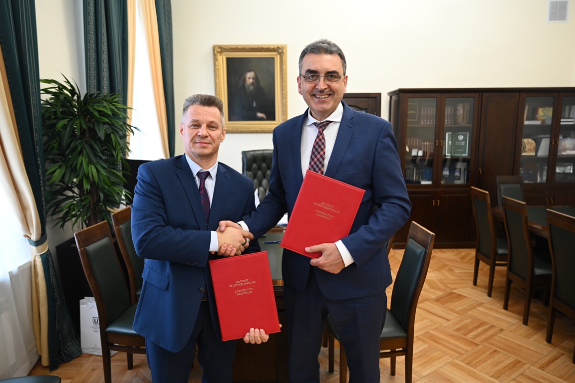 Эдуард Галажинский (справа) и Константин Ланевский (слева)