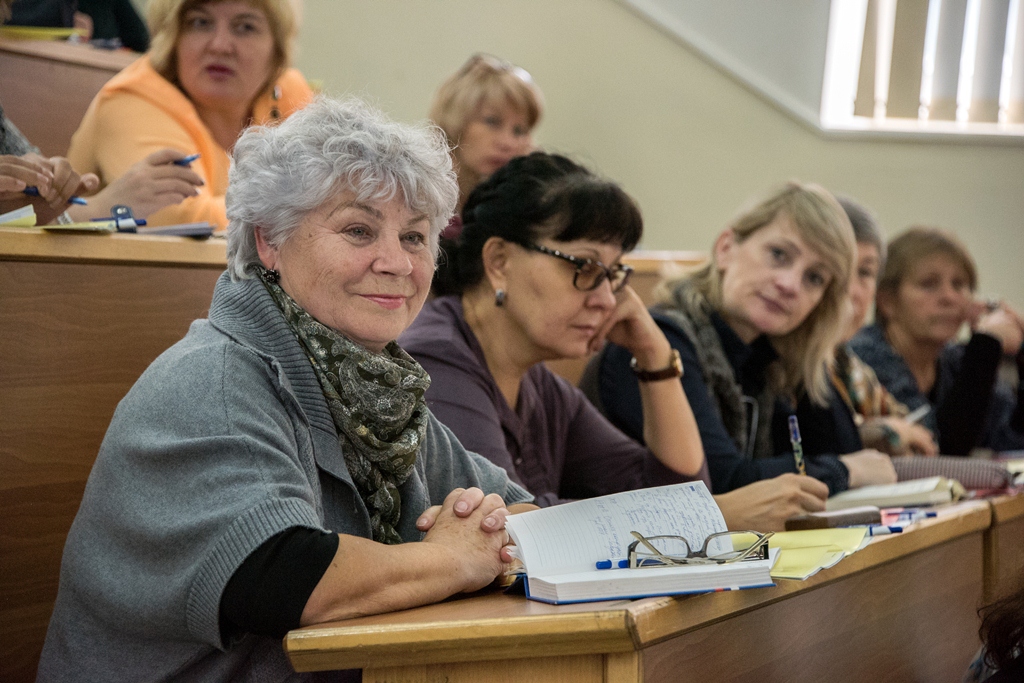 Преподаватель томск. Преподаватели ТГУ Томск. Марина Федоровна преподаватель ТГУ. Алина Деревянкина Томск ТГУ. Томск преподаватель Сидакова ТГУ.