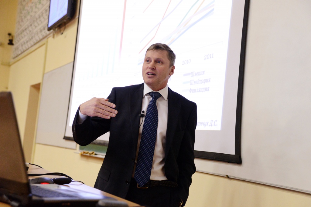 осмоналиев чынгыз прокурор. министр образования кыргызской республики. советник министра труда. шашкин антон павлович минобрнауки. тентимишов кубан авлетбекович.